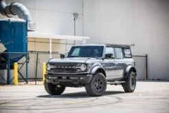 SB-F-BRONCG6/10TW1 -Garmin Store SB F BRONCG6 10TW1 VEH 1